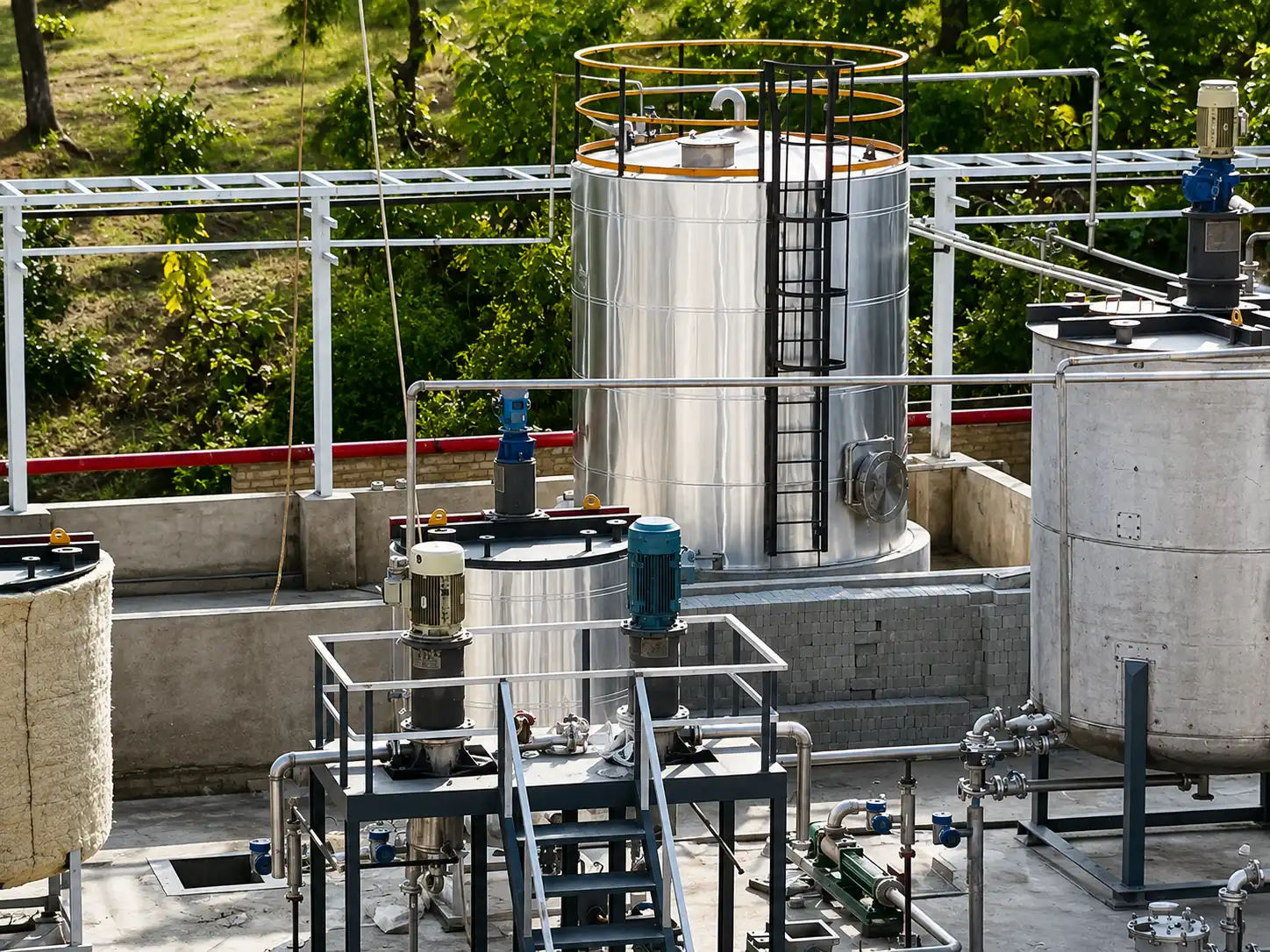 Fully automated emulsion explosives plant v1 (4)